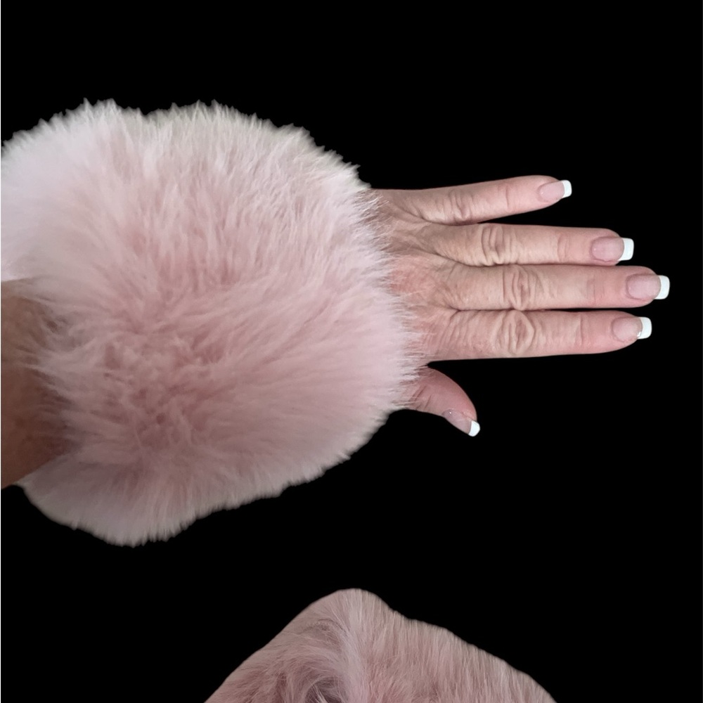 NWT fluffy 4 piece set faux fur headband, stole and wrist cuffs Jacqueline Kent